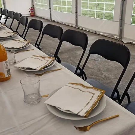 Ostoja Zamek Gora Kalwaria דירה