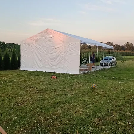 Ostoja Zamek Góra Kalwaria Apartament *